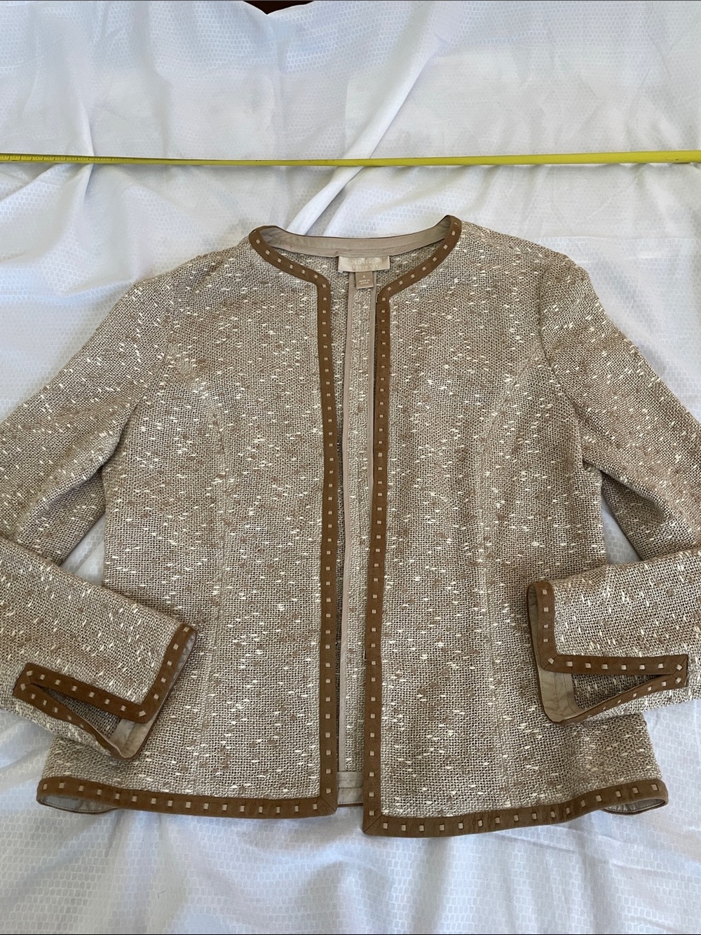 NORDSTROM STUDIO 121 Women’s Tweed Open-Front Jacket in Beige with Brown Trim sm